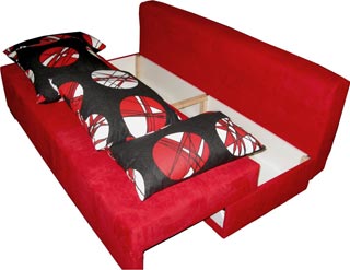 Makar promet crvena otklopljena sofa